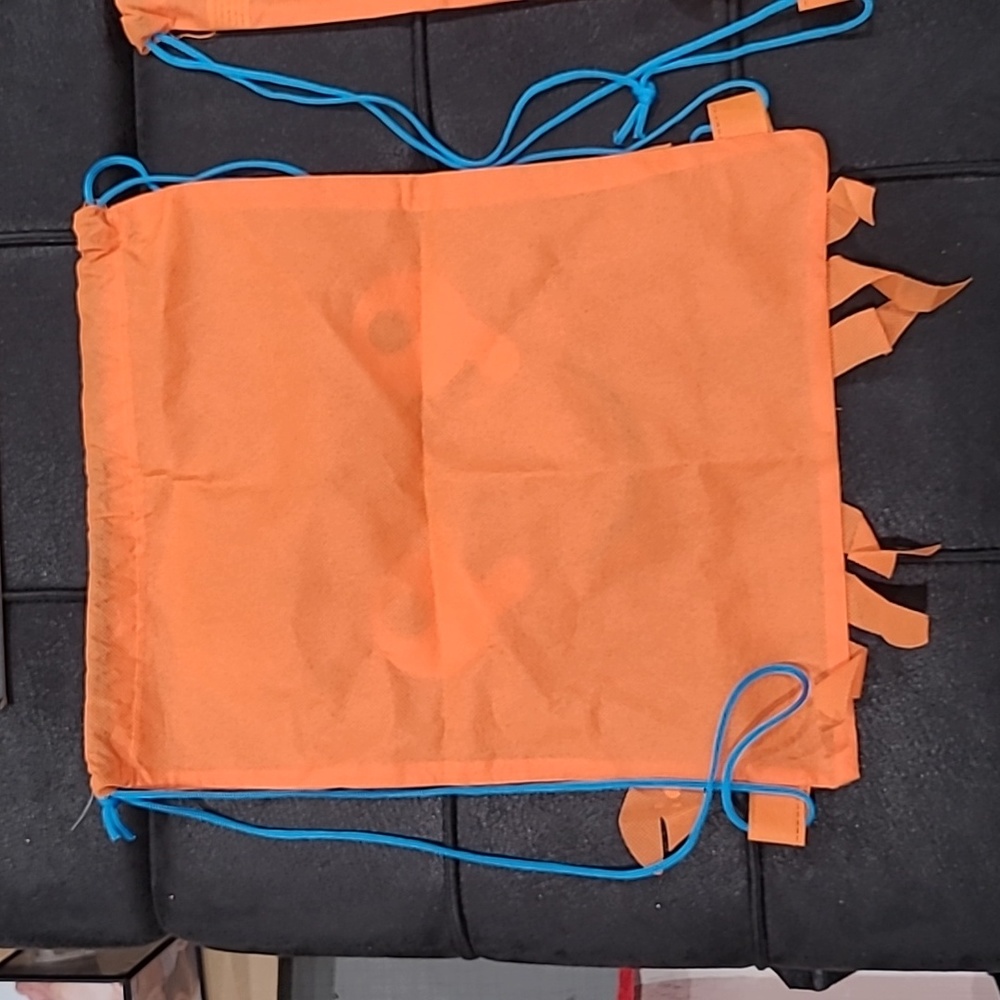 2 Octopus 🐙 Drawstring Backpacks - Picture 3 of 3